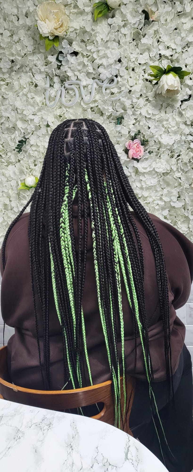 Box braids with coloured highlights